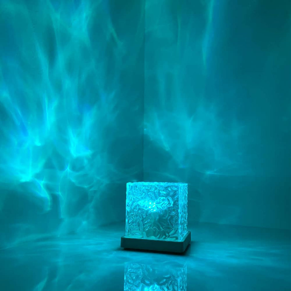 Dynamic Rotating Water Ripple Night Light